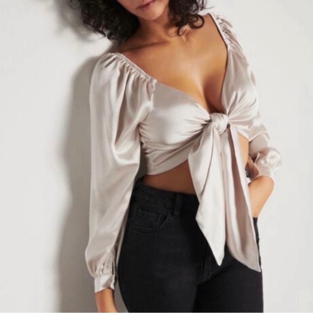 Dynamite blouse